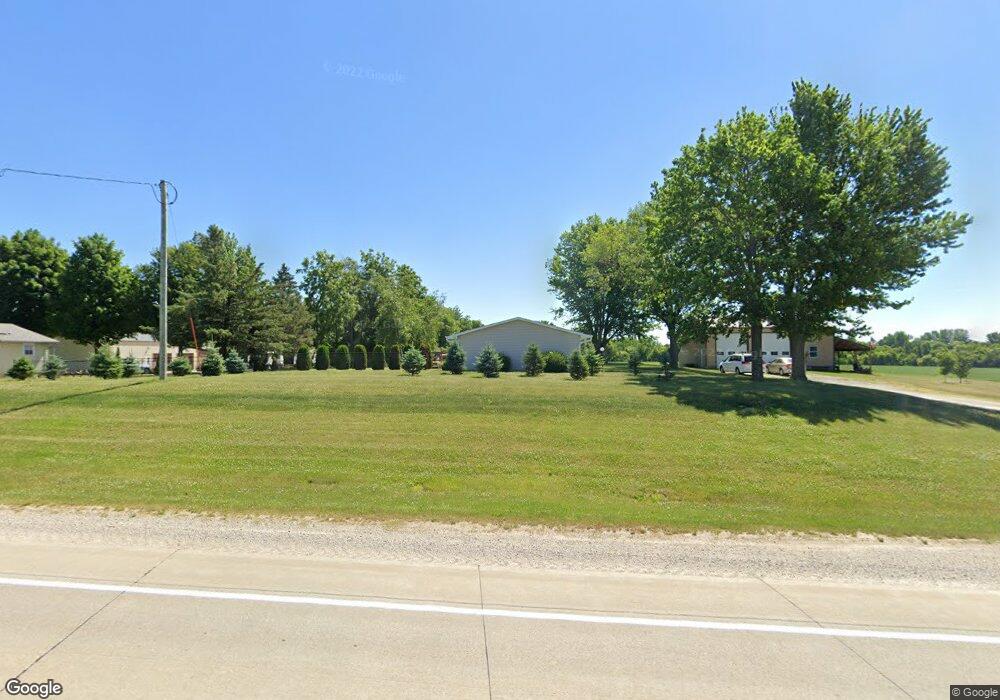 4045 N Center Point Rd, Center Point, IA 52213 - photo 1