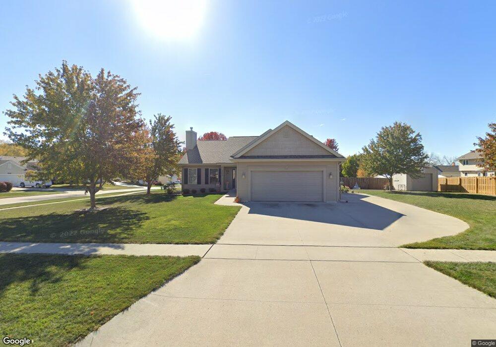 1505 S 10th Ave W, Newton, IA 50208 - photo 1