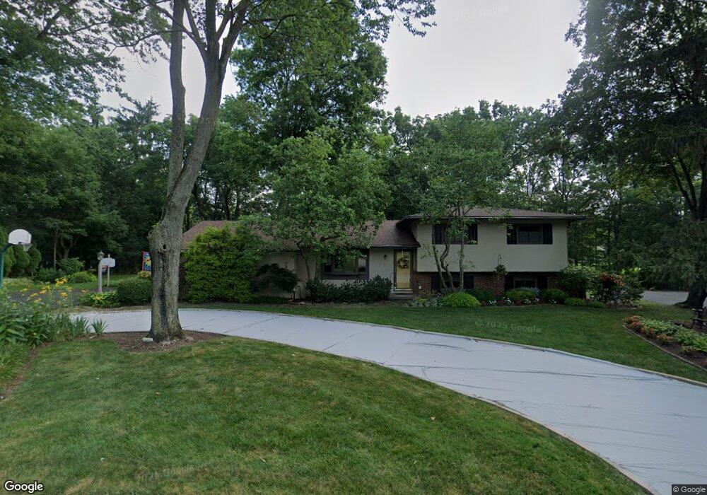 1278 Southport Cir, Columbus, OH 43235 - photo 1