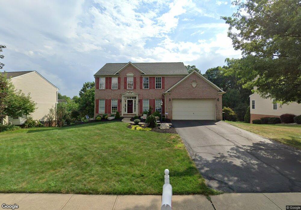 110 Majestic Dr, Canonsburg, PA 15317 - photo 1