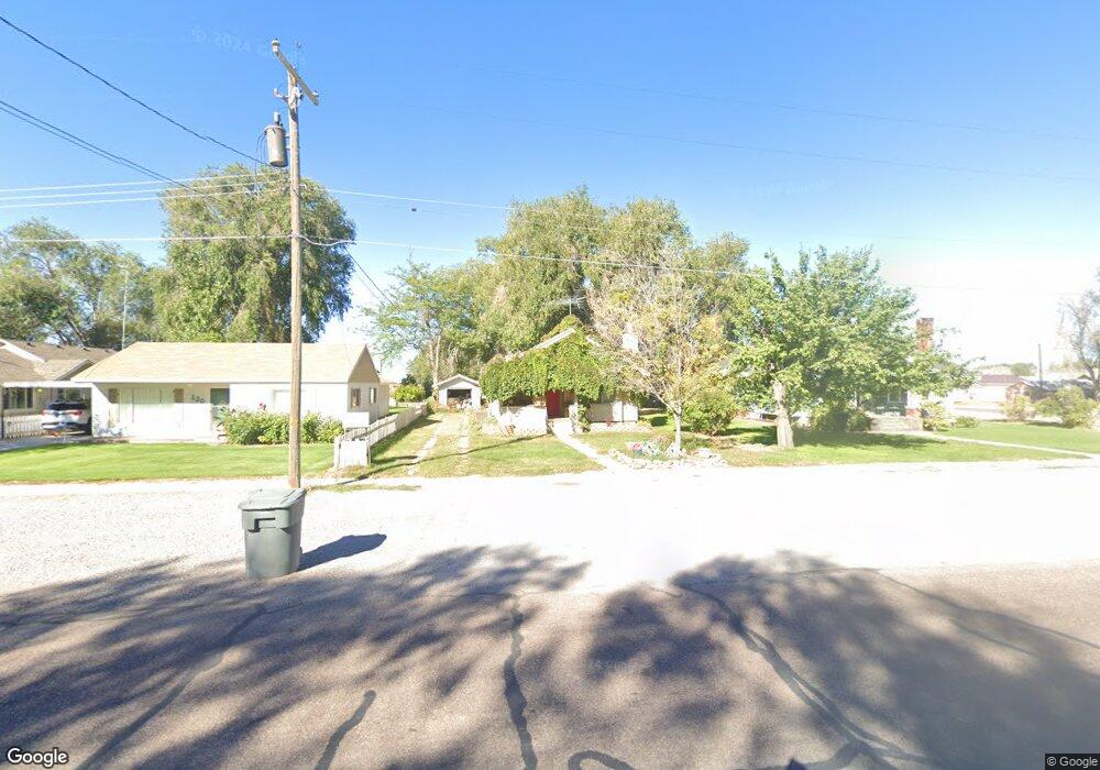 122 S 400 W, Delta, UT 84624 - photo 1