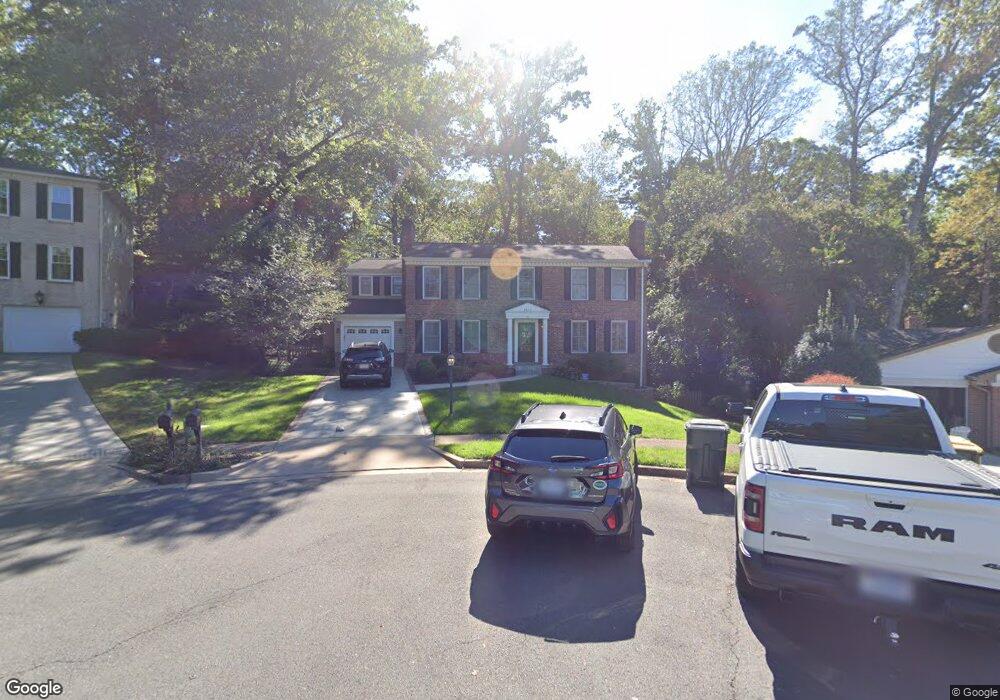 9527 Rockport Rd, Vienna, VA 22180 - photo 1