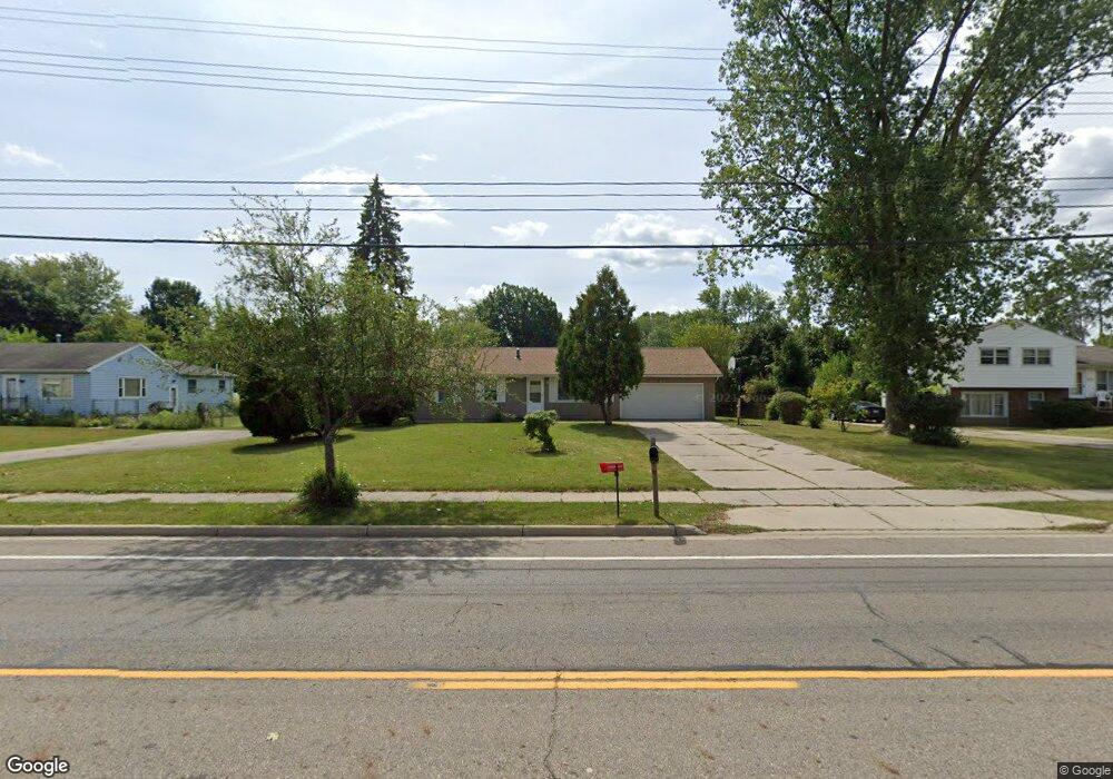 3623 W Holmes Rd, Lansing, MI 48911 - photo 1