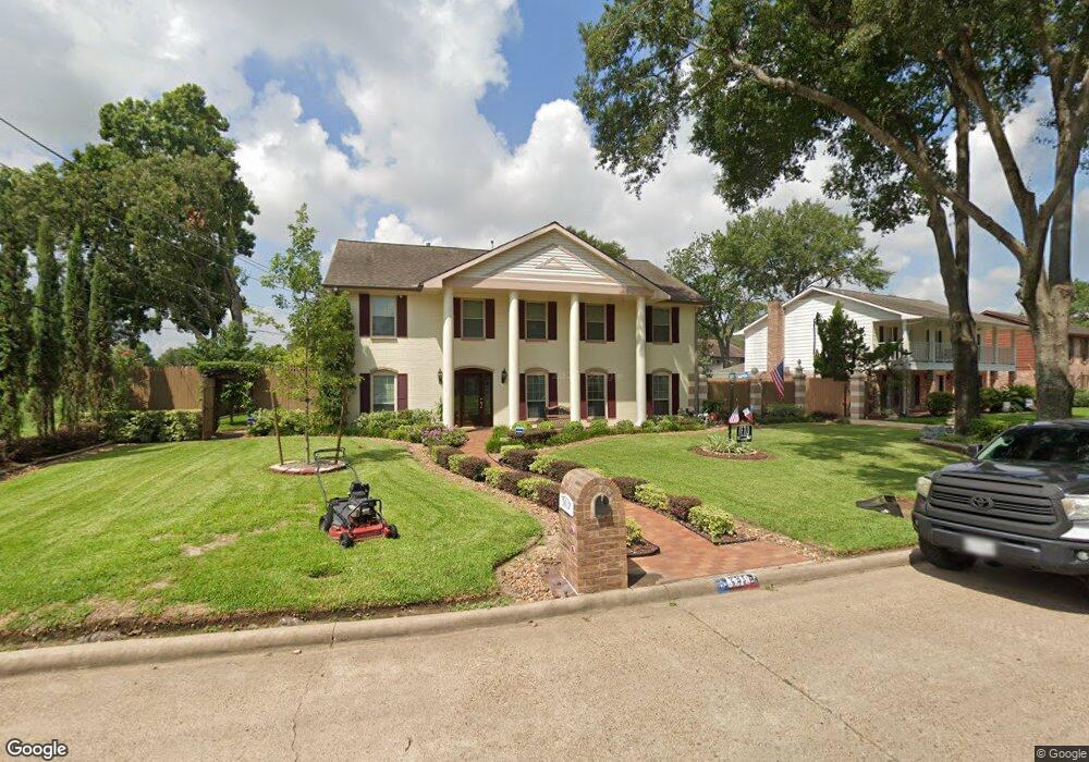 5519 Bolivia Blvd, Houston, TX 77091 - photo 1