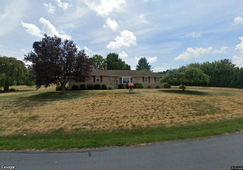 1428 Crest Vu Ln, Coplay, PA 18037 - photo 1