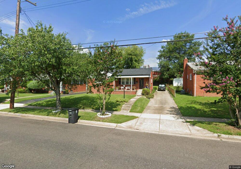 2414 Olson St, Temple Hills, MD 20748 - photo 1