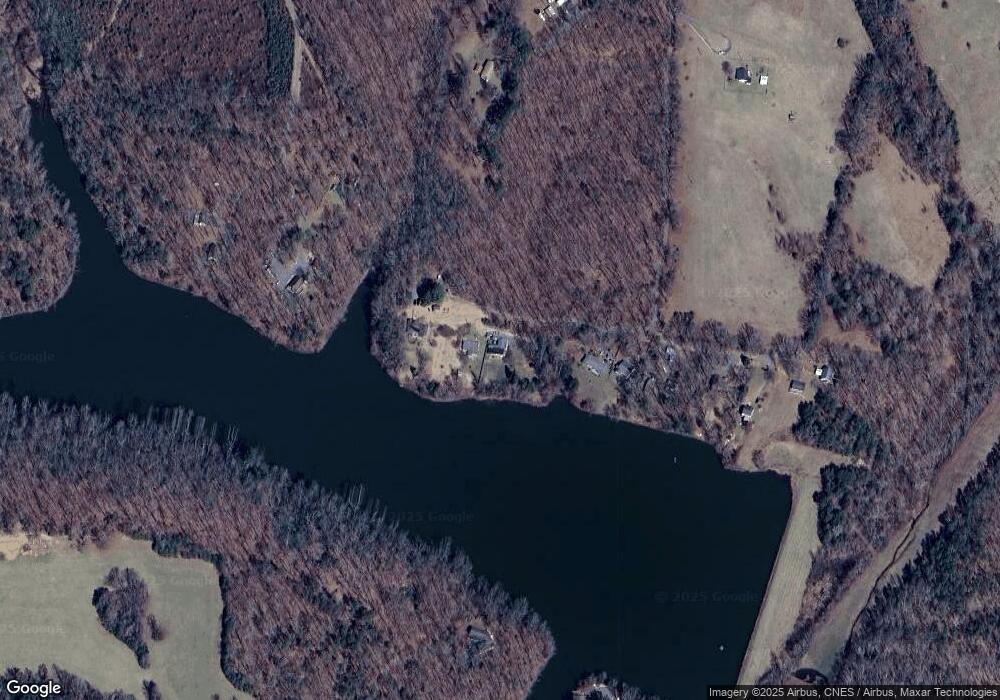 723 North Ruritan Dr, Palmyra, VA 22963 - photo 1