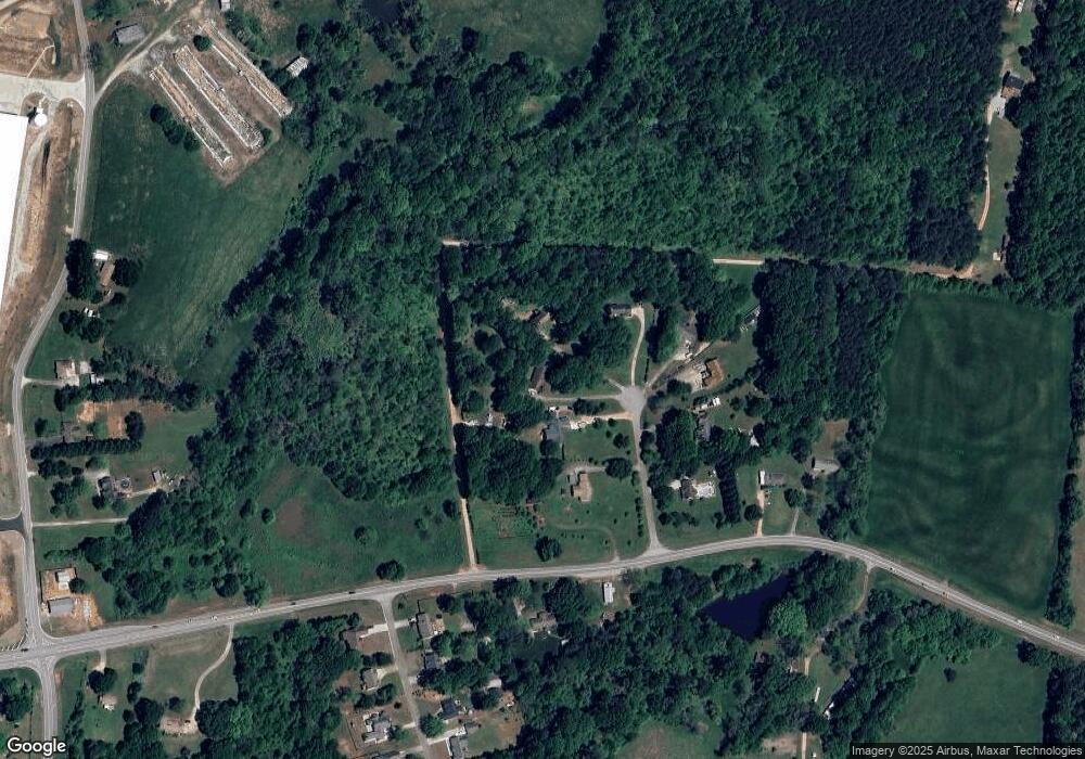 87 Deer Ridge Cir, Hoschton, GA 30548 - photo 1