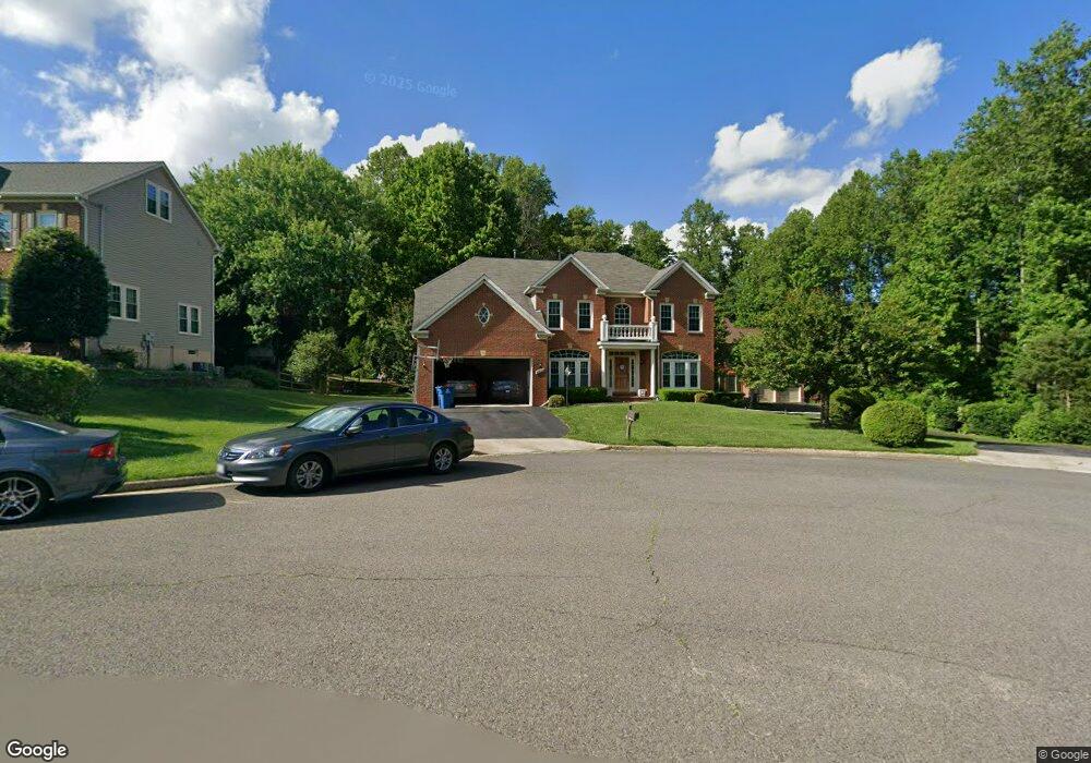 4893 Annamohr Dr, Fairfax, VA 22030 - photo 1