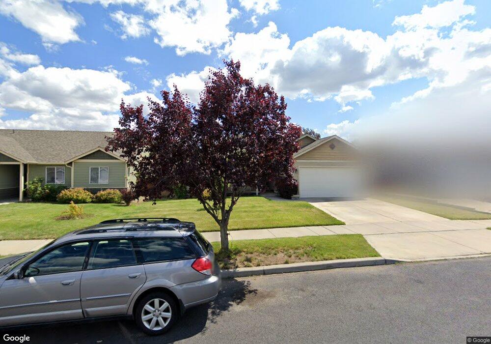 2128 NW Elm Ave, Redmond, OR 97756 - photo 1