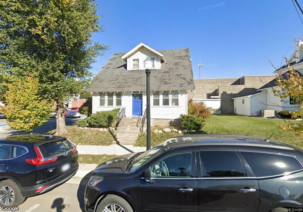 116 S 2nd Ave E, Newton, IA 50208 - photo 1