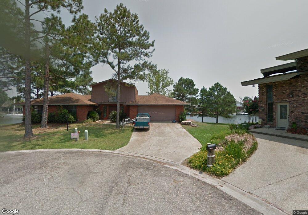 215 Chubasco Ln, Slidell, LA 70458 - photo 1