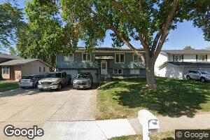 10328 P St, Omaha, NE 68127