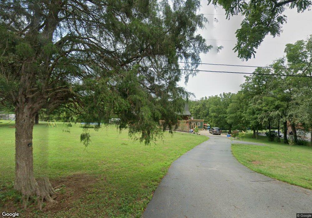 128 Gwinn Island Rd, Danville, KY 40422 - photo 1