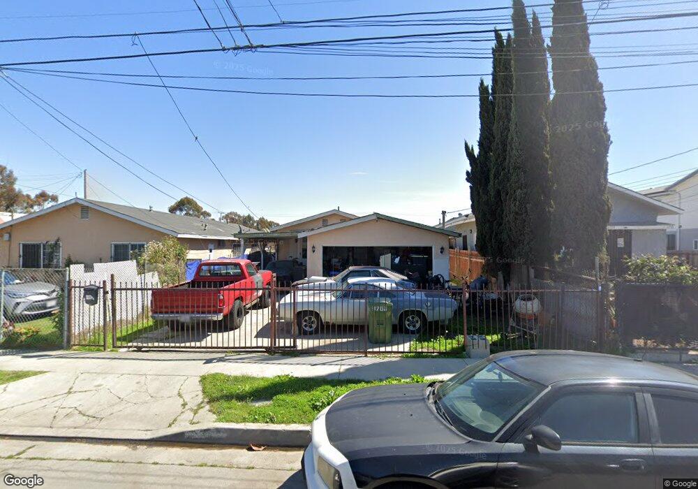 11706 Parmelee Ave, Los Angeles, CA 90059 - photo 1