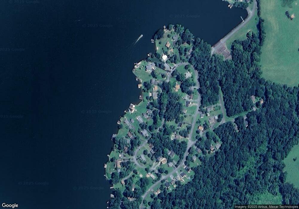 189 Lakeview Cir, Louisa, VA 23093 - photo 1