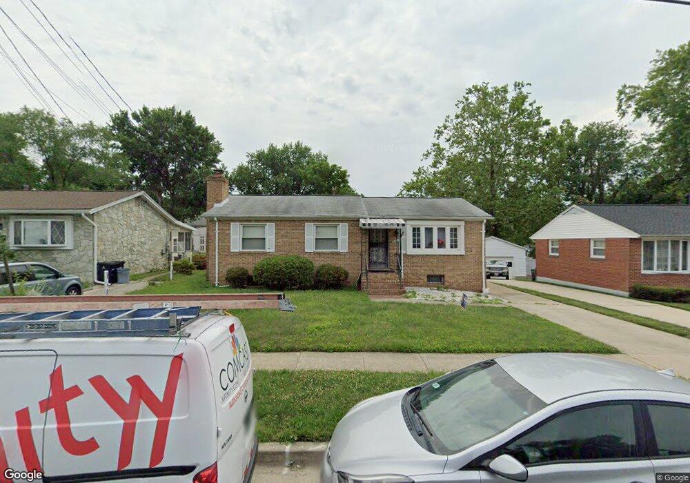 213 Pepper Mill Dr, Capitol Heights, MD 20743 - photo 1