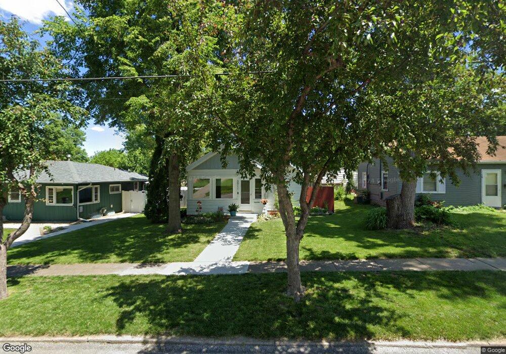 3911 8th Place, Des Moines, IA 50313 - photo 1