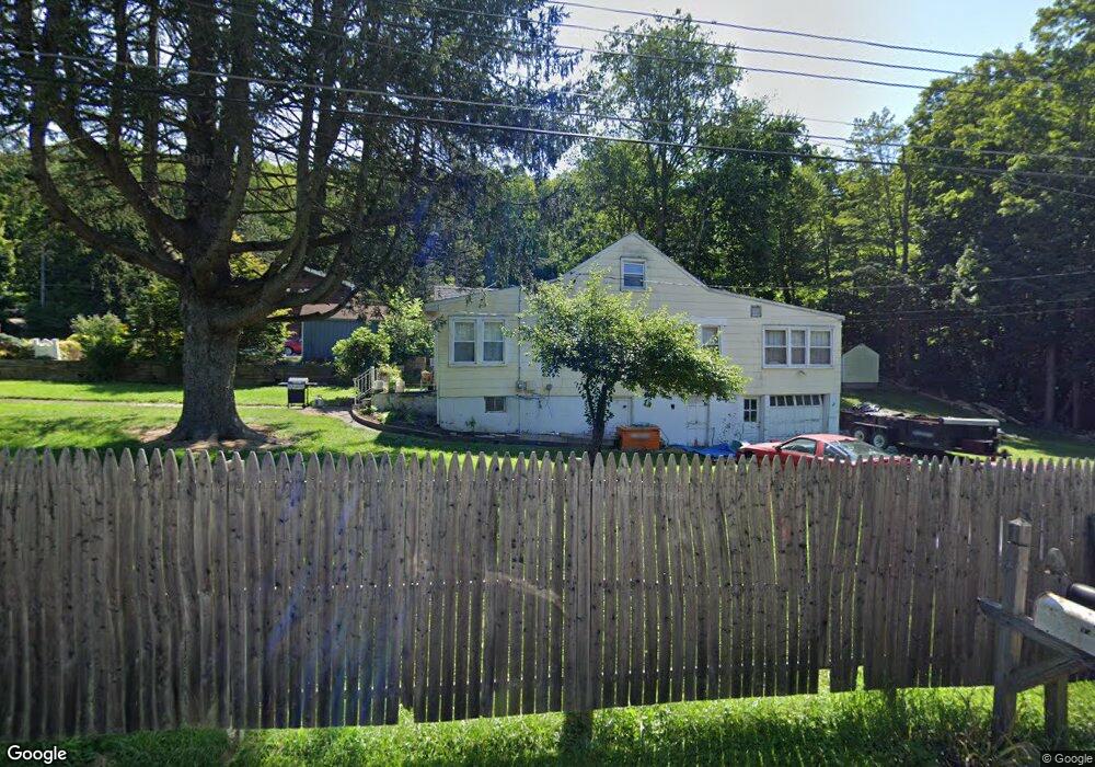 604 Towners Ct, Carmel, NY 10512 - photo 1