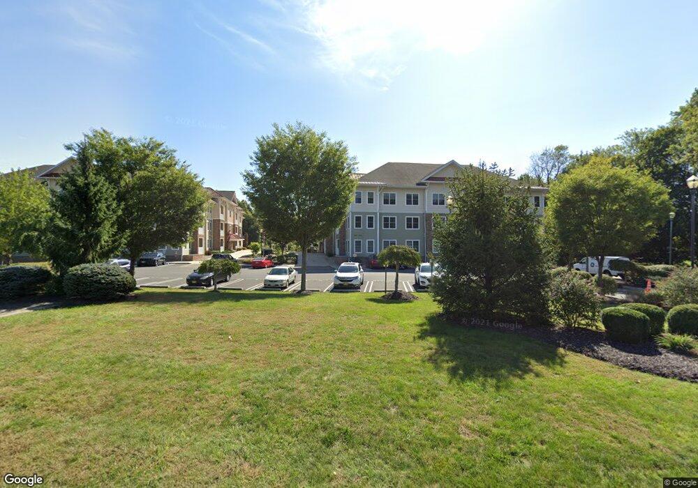 110 N Branch River Rd unit 110, Branchburg, NJ 08876 - photo 1