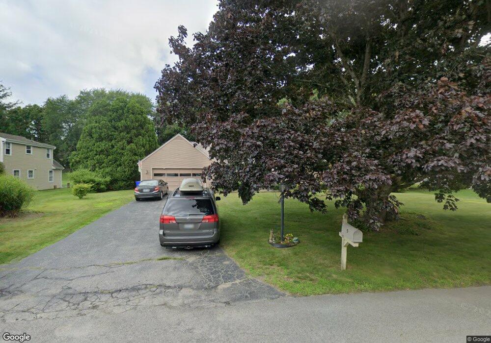 5 Chester Ave, Bristol, RI 02809 - photo 1