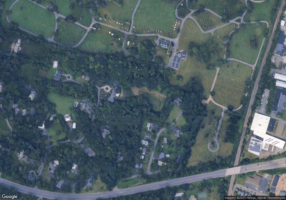 112a Woods Ln, Menands, NY 12204 - photo 1