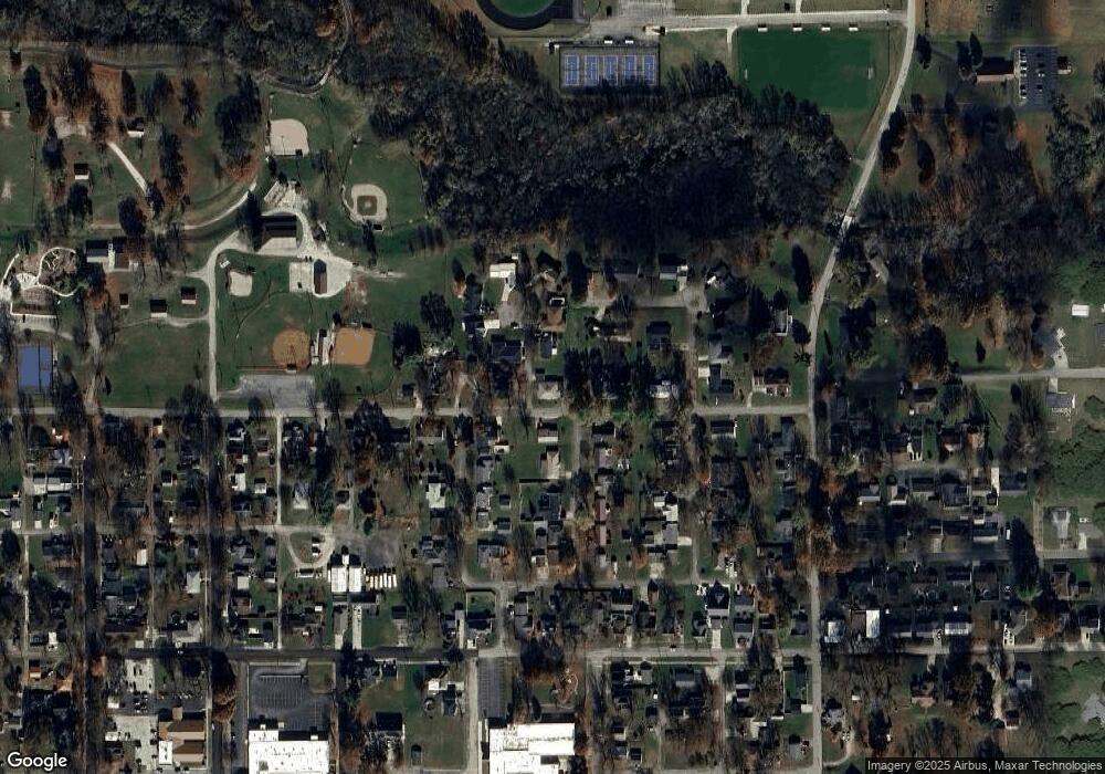 711 Park Ave, Covington, IN 47932 - photo 1