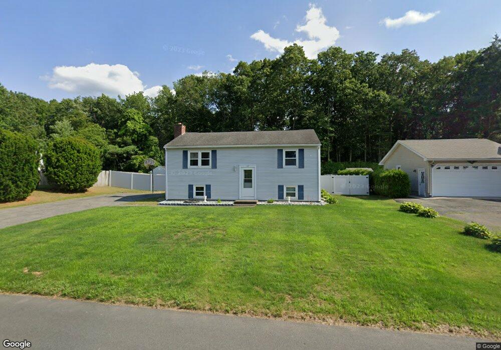 62 Pondview Dr, Ludlow, MA 01056 - photo 1