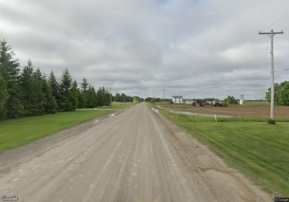 8204 N Jennings Rd, Mount Morris, MI 48458 - photo 1