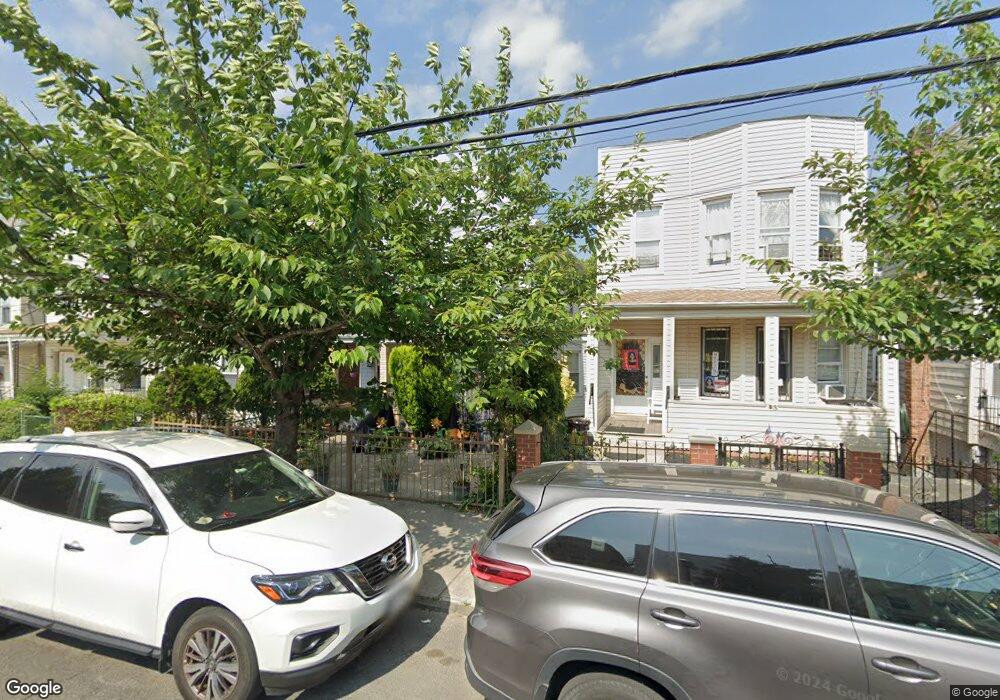 1826 Holland Ave, Bronx, NY 10462 - photo 1