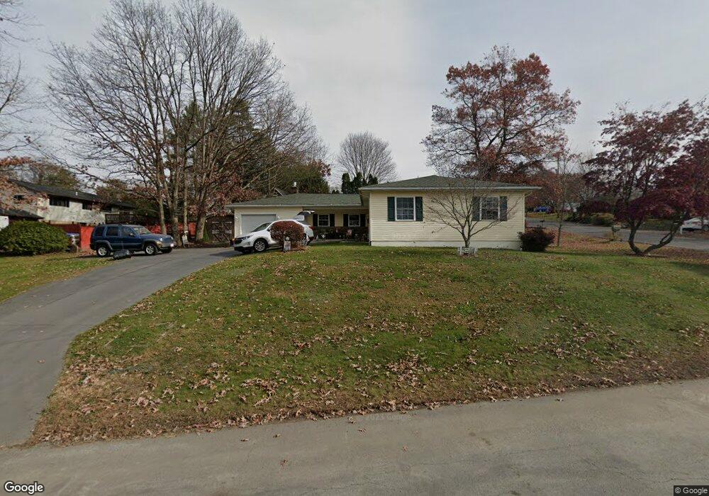 157 Maplewood Dr, Wilkes Barre, PA 18702 - photo 1