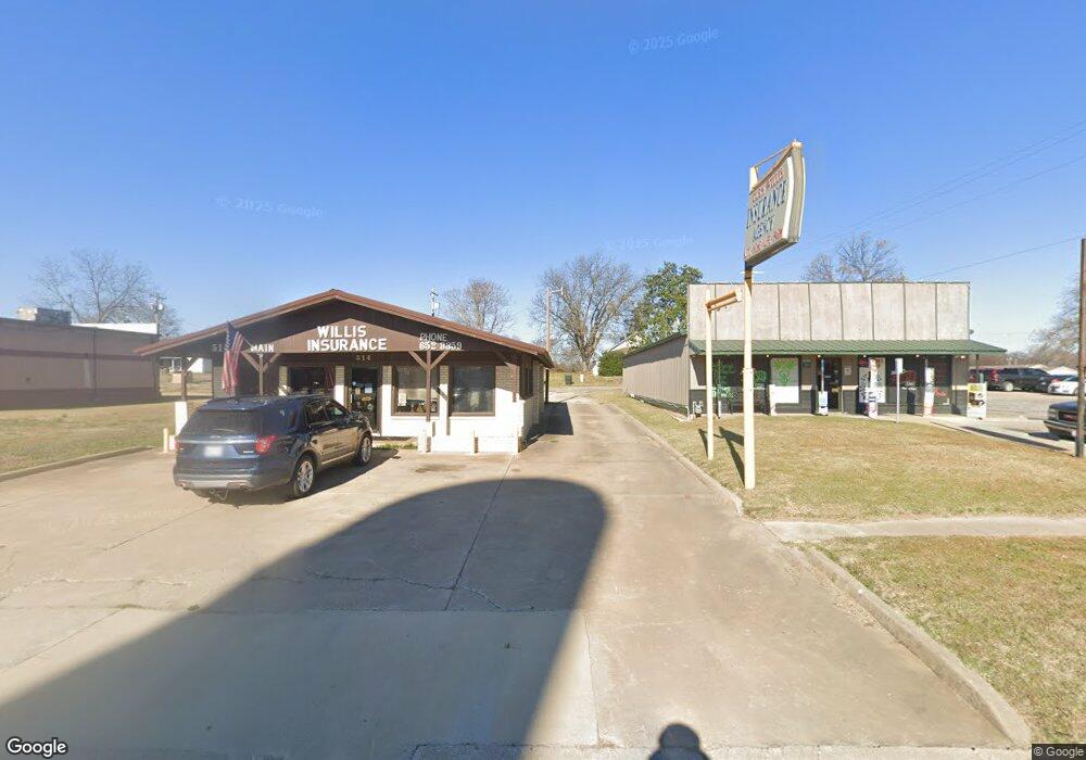 516 E Main St, Henryetta, OK 74437 - photo 1