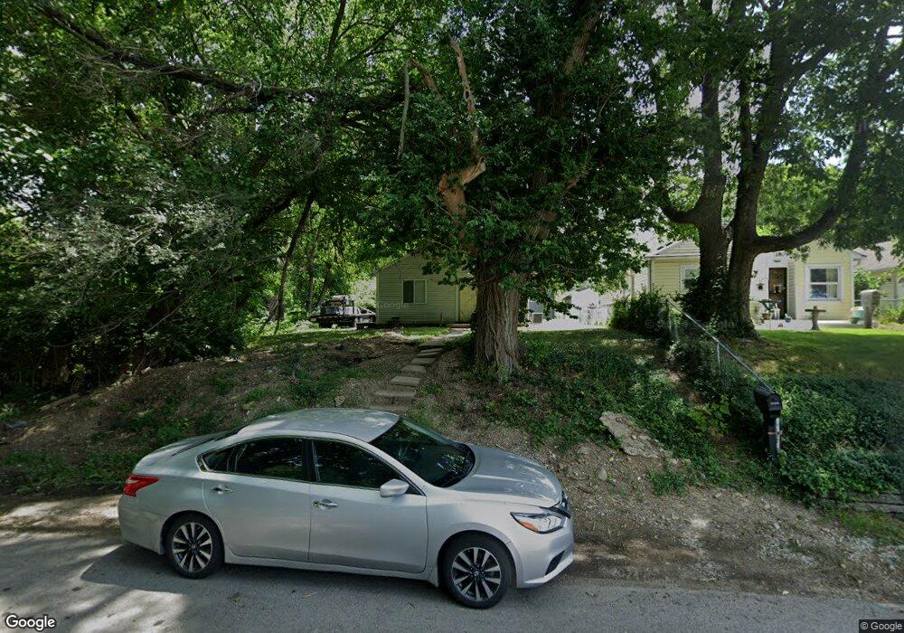 1813 N Euclid Ave, Indianapolis, IN 46218 - photo 1