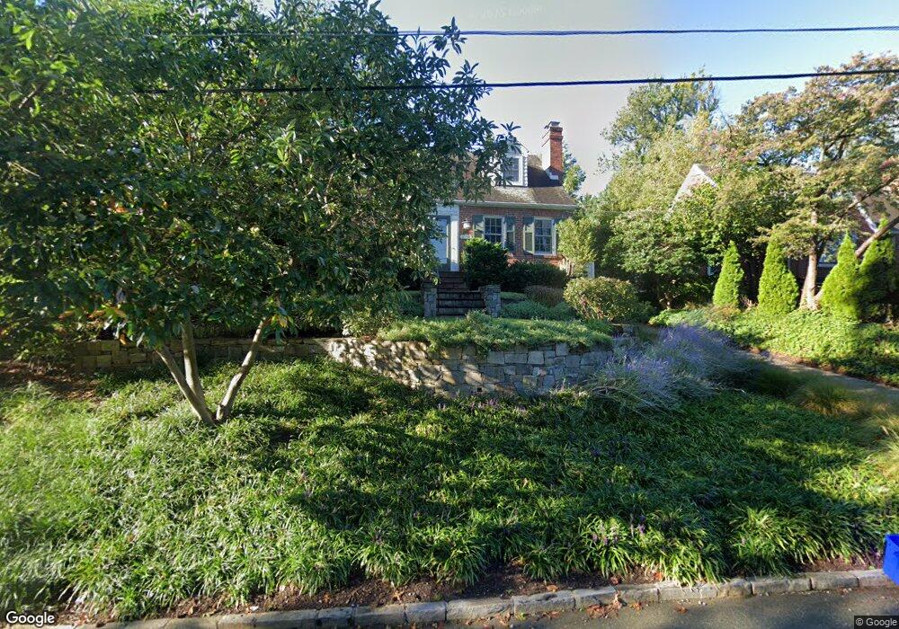 816 Rowen Rd, Silver Spring, MD 20910 - photo 1