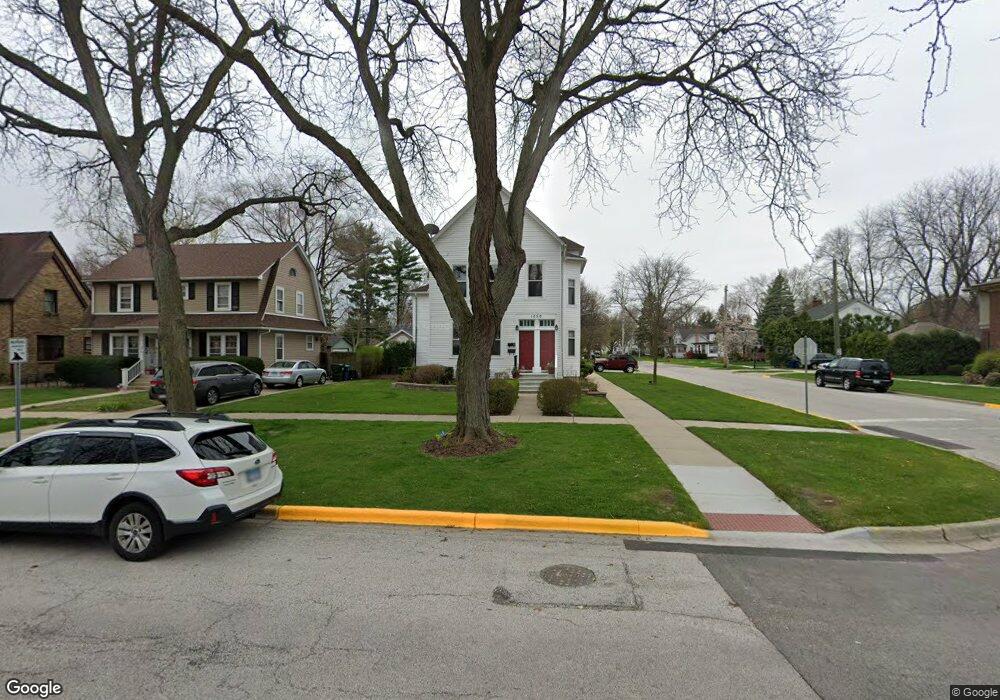 1050 Garfield Ave, Aurora, IL 60506 - photo 1