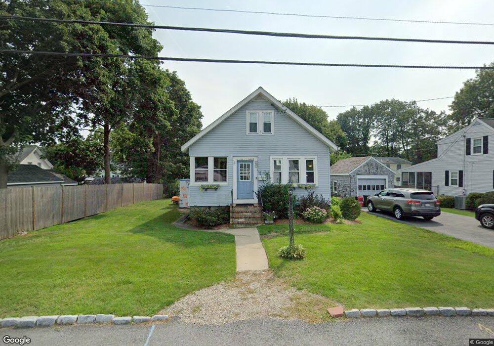 21 Grape St, Woburn, MA 01801 - photo 1