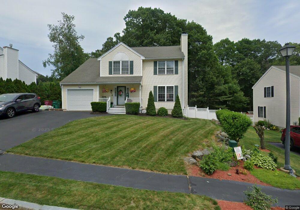 90 Photine Dr, Lowell, MA 01854 - photo 1