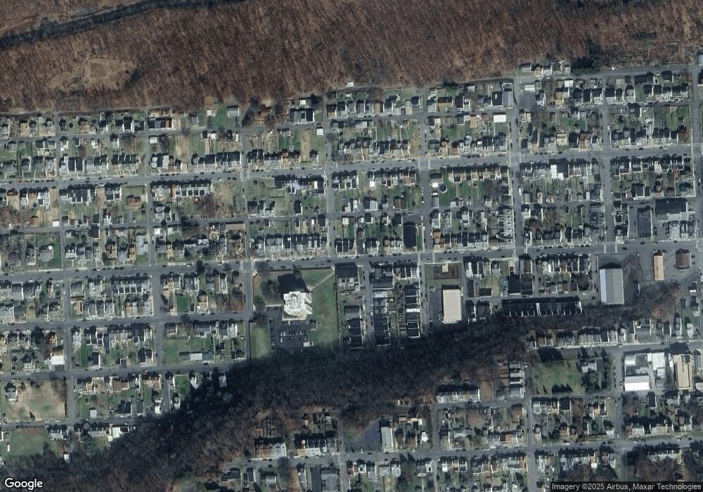 1247 W Arch St, Coal Township, PA 17866 - photo 1