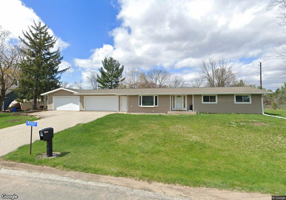 W20637 McKeeth Dr, Galesville, WI 54630 - photo 1