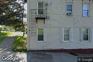 12 Fairmount St, Woonsocket, RI 02895