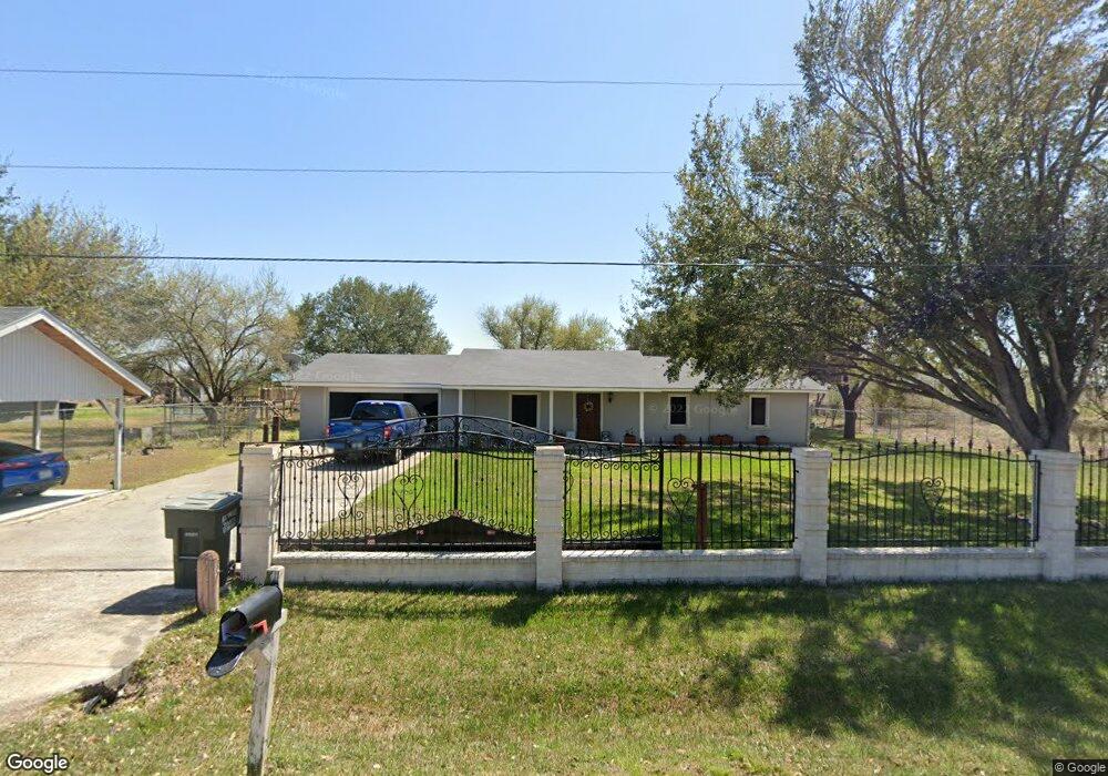 1302 Washington Dr, Donna, TX 78537 - photo 1