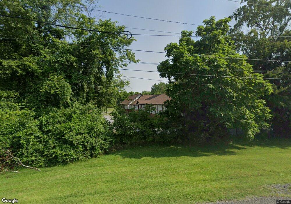 504 S Brittain St, Shelbyville, TN 37160 - photo 1