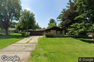 17427 Carver Rd, Hudson, IL 61748