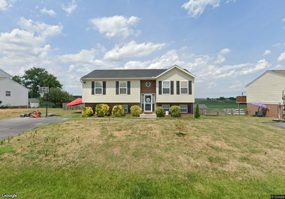 18824 Diller Dr, Hagerstown, MD 21742 - photo 1