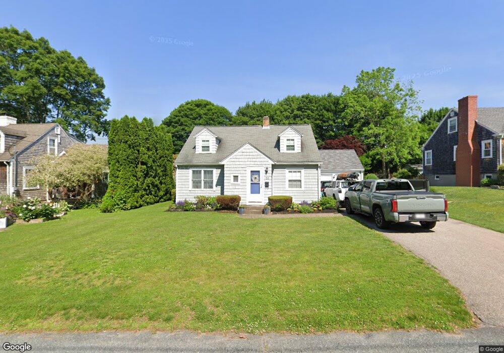 51 Hillcrest Rd, Wakefield, RI 02879 - photo 1