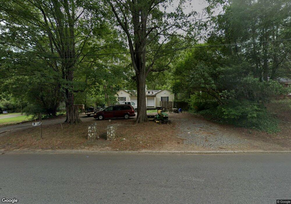 408 Salisbury Rd, Statesville, NC 28677 - photo 1