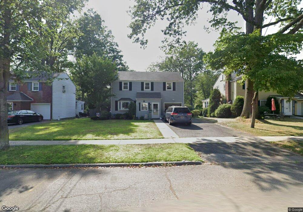 605 Bogert Rd, River Edge, NJ 07661 - photo 1