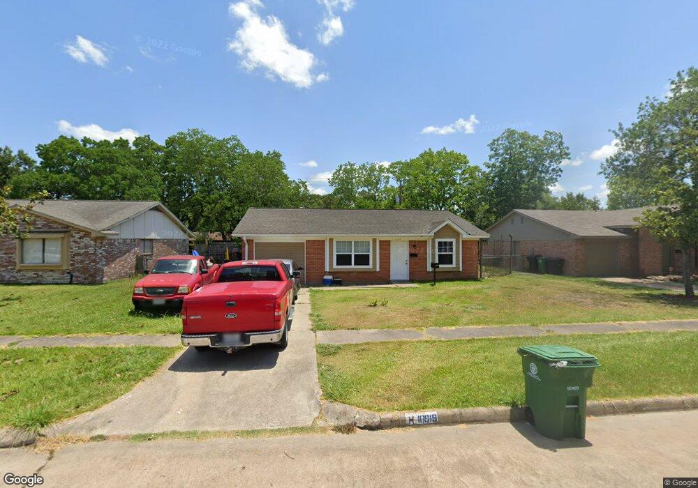 10919 Keese Dr, Houston, TX 77089 - photo 1