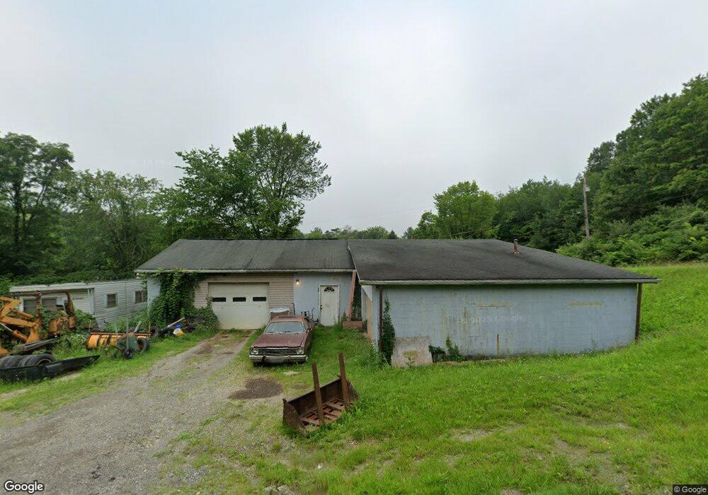 16755 Cornell St, East Liverpool, OH 43920 - photo 1