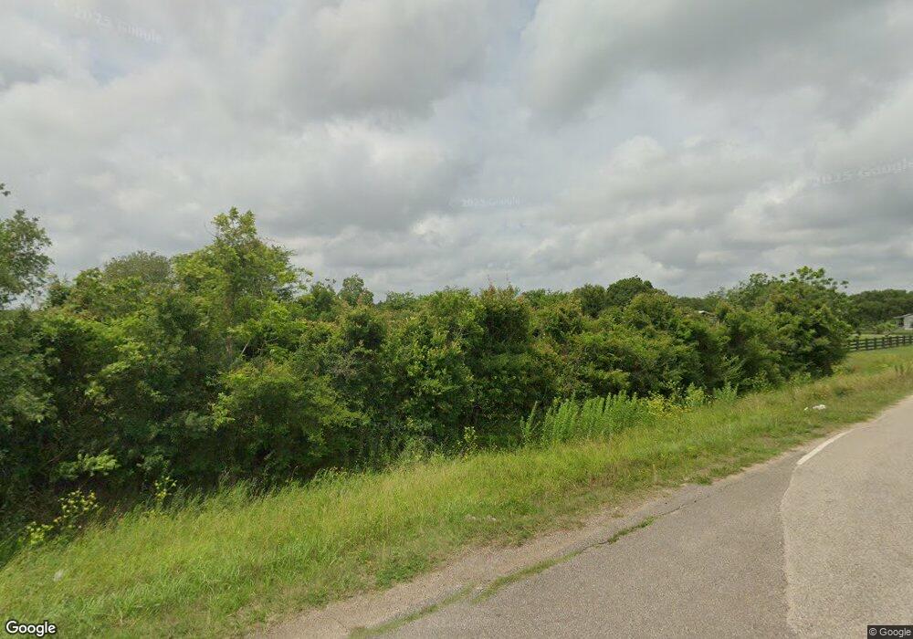 659 659, Brazoria, TX 77422 - photo 1